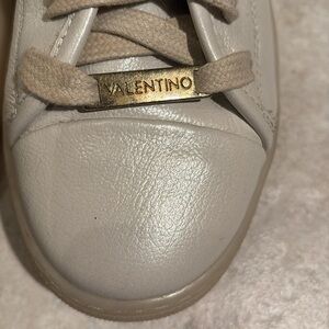 Valentino By Mario Valentino Dimitri Sneaker Size 6.5